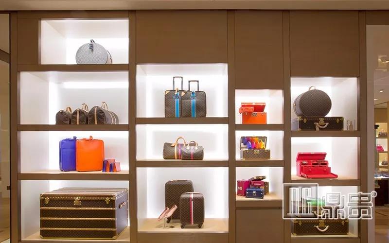 風尚之巔，璀璨蓉城——【鼎貴大牌】1398㎡法國奢侈品箱包成都旗艦店項目介紹
